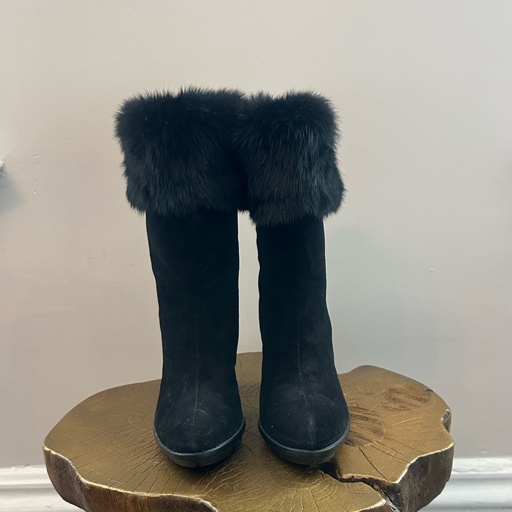 Aquatalia Black Fur-Trimmed Women's Boots - Size 7